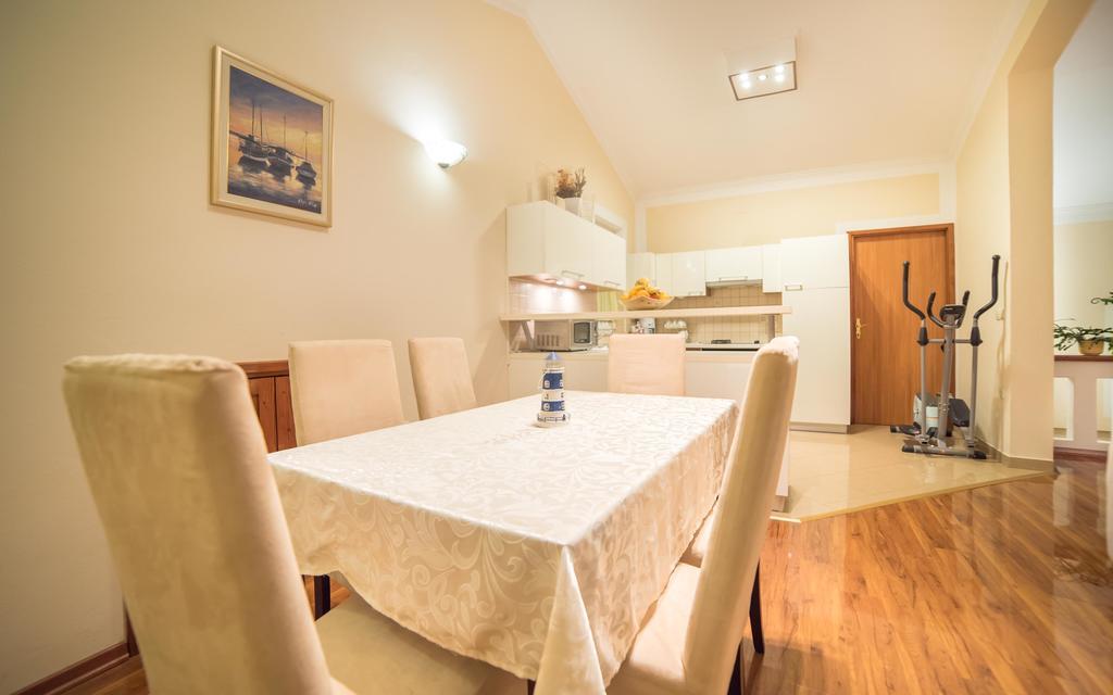 Captain'S Apartment Barbat na Rabu Εξωτερικό φωτογραφία