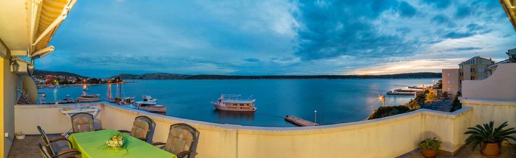 Captain'S Apartment Barbat na Rabu Εξωτερικό φωτογραφία