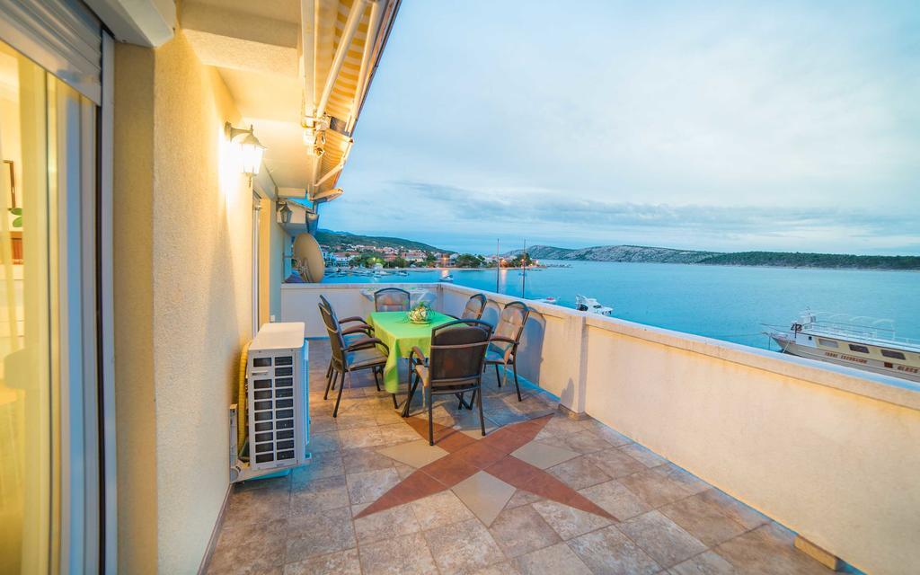 Captain'S Apartment Barbat na Rabu Εξωτερικό φωτογραφία