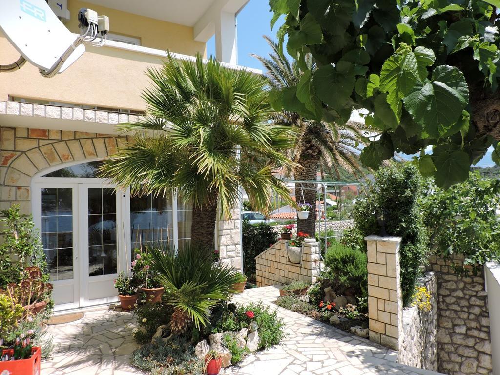 Captain'S Apartment Barbat na Rabu Εξωτερικό φωτογραφία